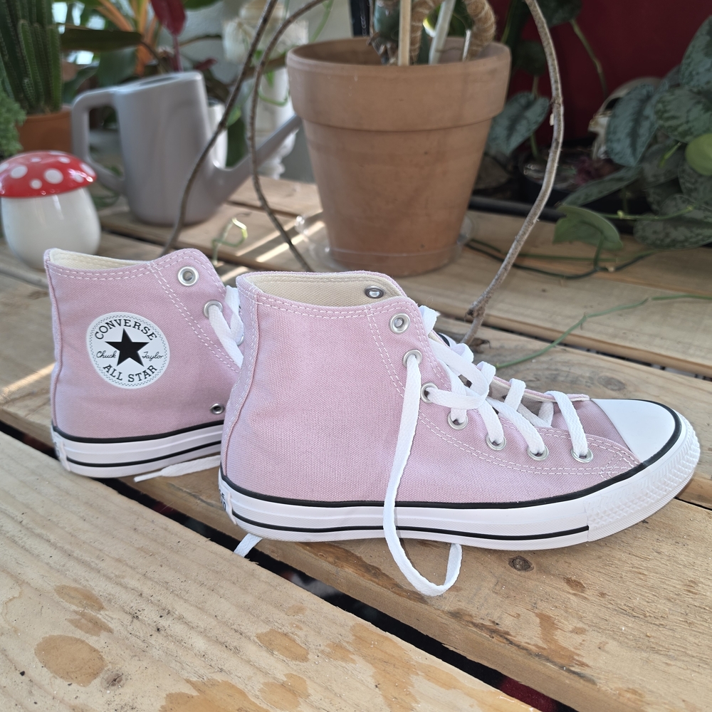 Converse High-Top Sneakers in Light Pink and White - Picture 2 of 6